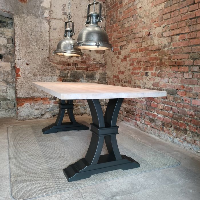 Stół dębowy klasztorny drewniany loft Glamour Van drajem