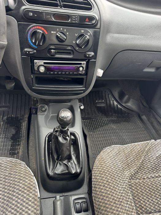 Daewoo Lanos один власник газ/бенз