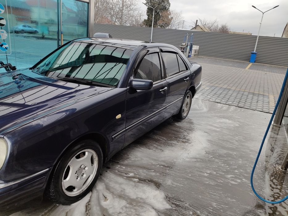 Полный привод W 210