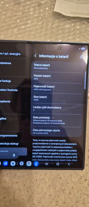 Telefon Samsung Z Fold 7 256 GB po wymianie modułu na NOWY