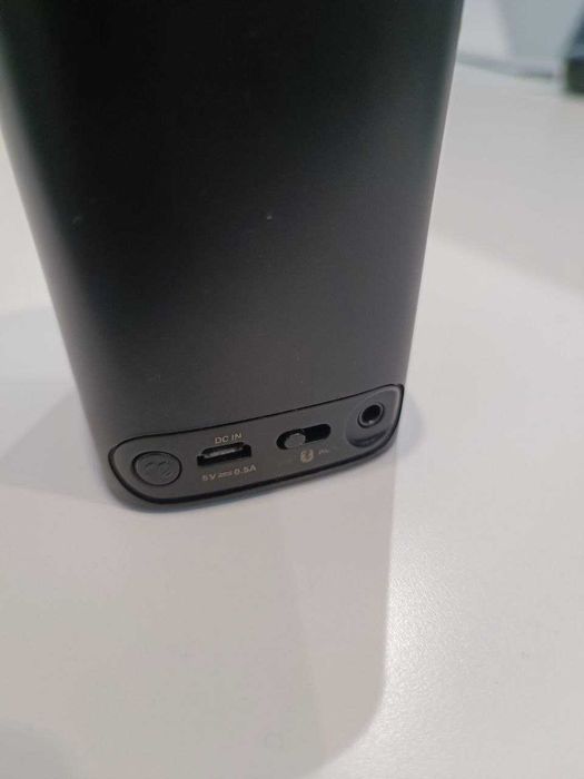 Coluna Portatil Philips Bt100b/00 Bluetooth Black
