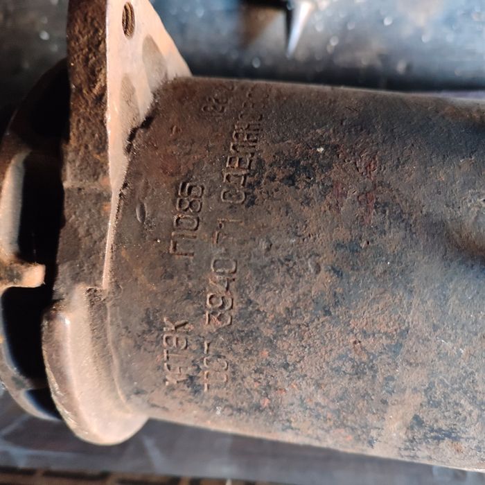 Продам під відновлення генератор