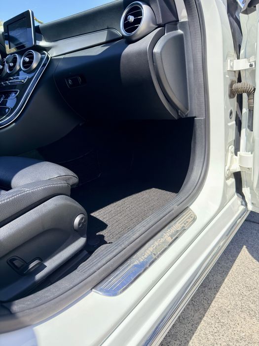 Mercedes Benz C300 Bluetec Hybrid