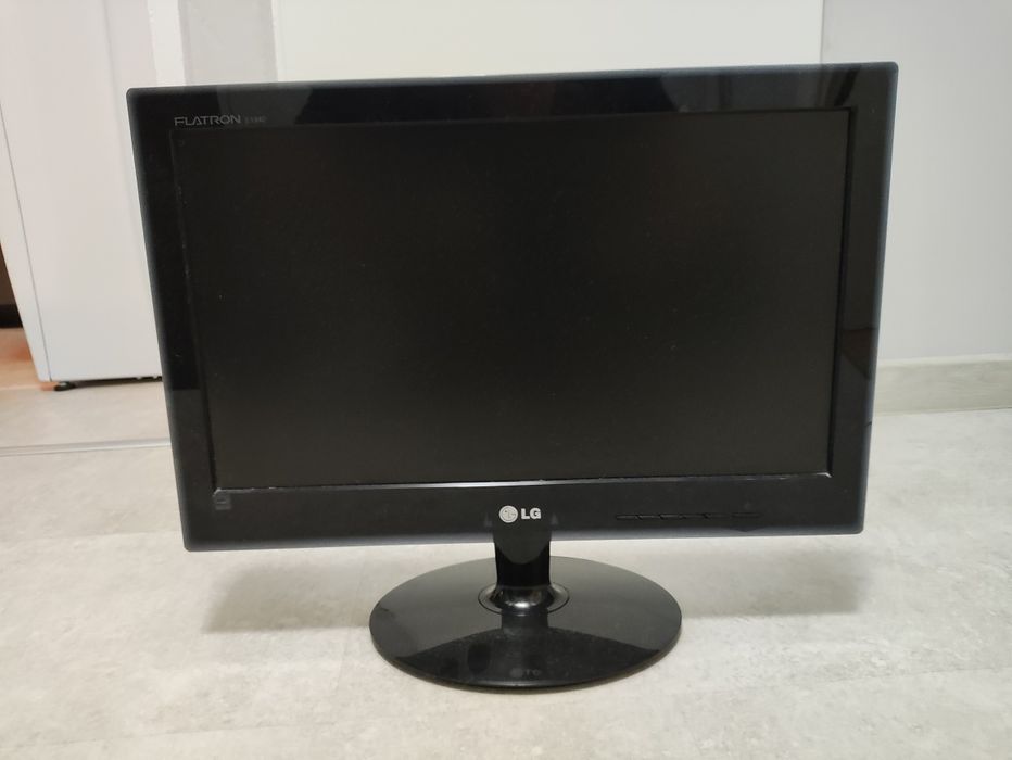 Monitor 17" Flatron E1940s