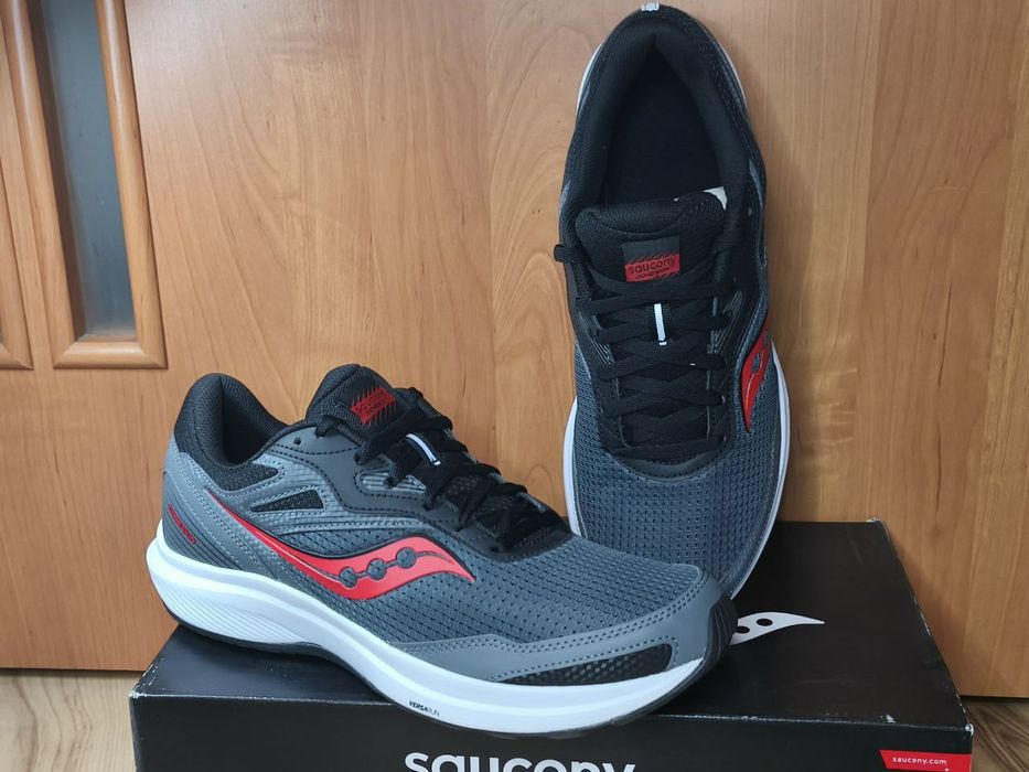 Оригінал. Нові кросівки Cohesion 16