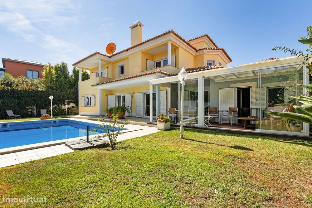 Moradia Isolada T5 com jardim, Quinta da Bicuda, Cascais