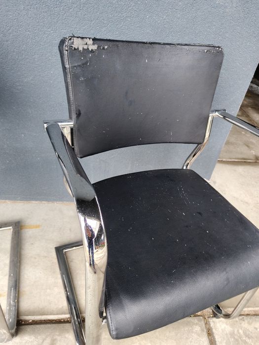 Krzesła metalowe 4 szt