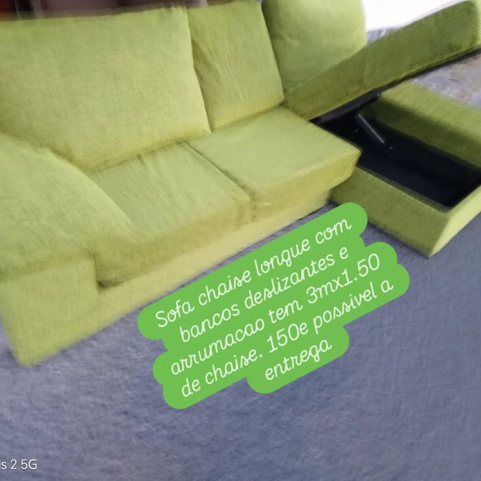 Sofa chaise longue com arrumacao e bancos deslizantes