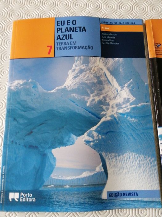 Physics and Chemistry Manual Set + Activity Workbook 'Me and the Blue Planet'64739769150723121