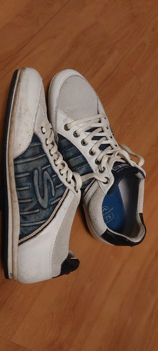 Sapatilha Salsa n42
N 42.5 quase nenhum uso.
Transporte a cargo do com