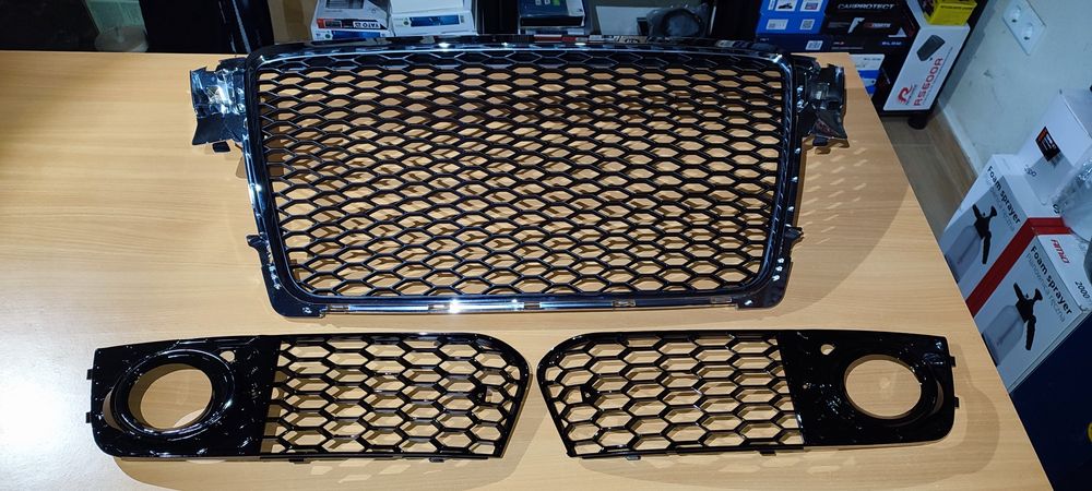 Grelhas RS4 Audi A4 B8.