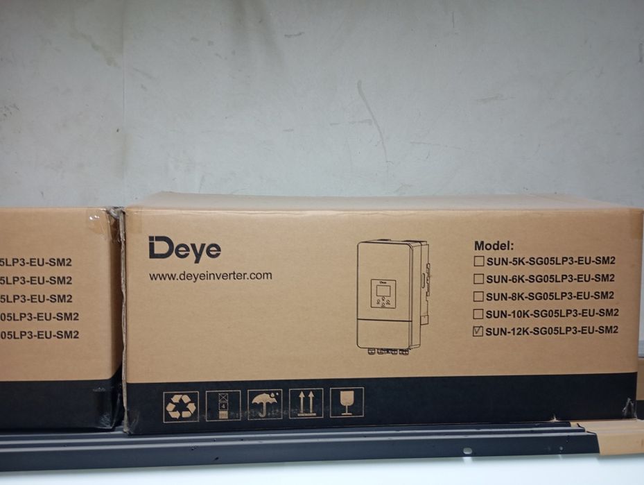 Гібридний  інвертор Deye Sun-10k-SG02LP1