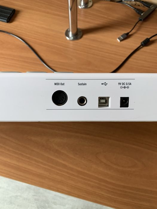 Midi клавіатура Arturia Keylab Essential 49