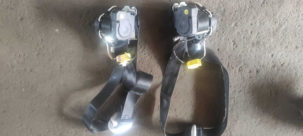 vw caddy 2K pasy bezpieczeństwa