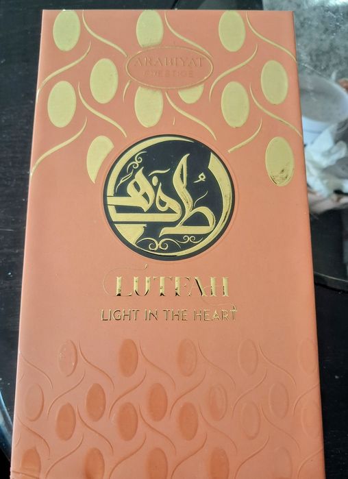 Męskie arabskie perfumy Arabiyat Prestige Lutfah Light In The Heart Edp 80ML