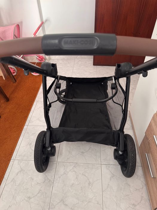 Vendo carrinho de bebé Maxi  Cosi