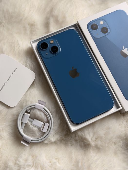 iPhone 13 Niebieski, jak nowy, kondycja 97%, komplet