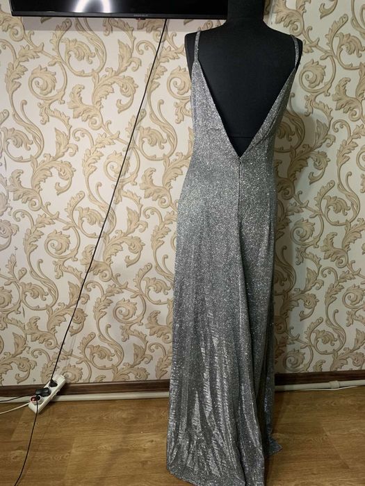 Святкова сукня.Торг