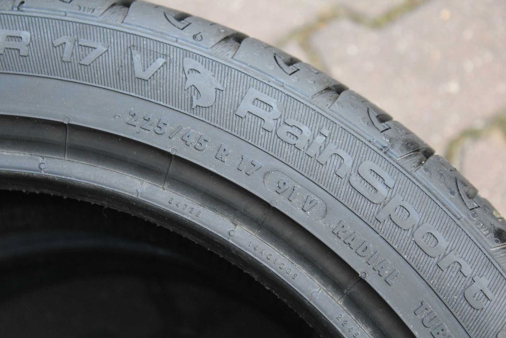 225 45 R17 Uniiroyal Rain Sport 3