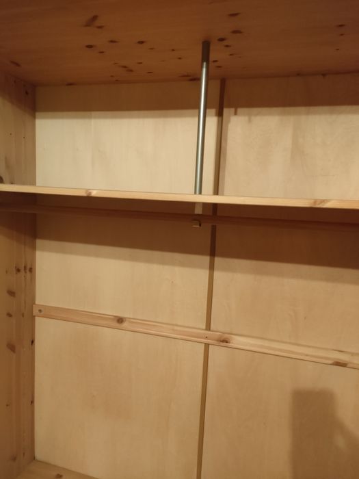 Szafa sosnowa z lustrami