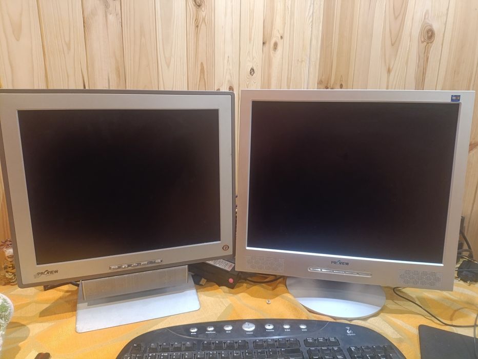 Монітор 17" та 19"