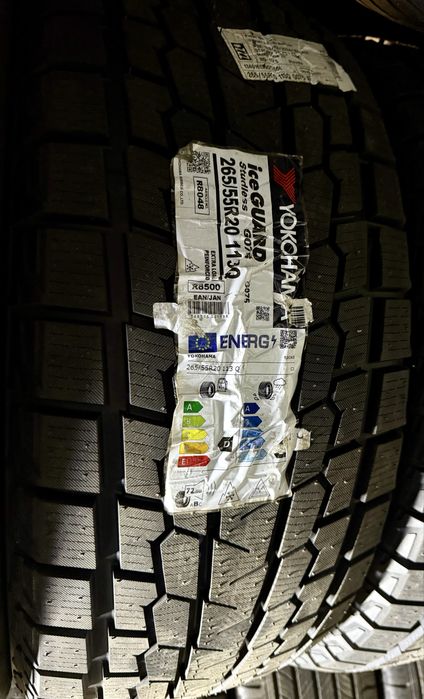 Зимові шини 4шт 265/55R20 Yokohama IceGuard G075