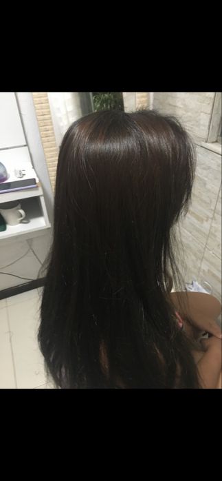 Mega hair em cápsula de queratina.