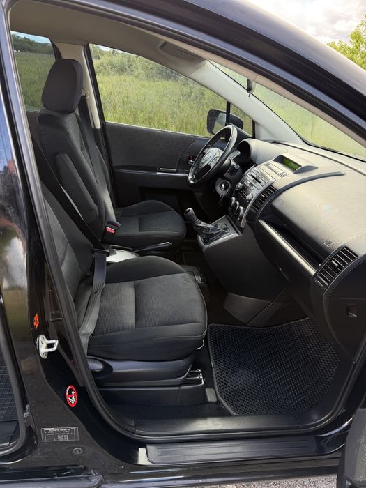 Продам авто mazda5