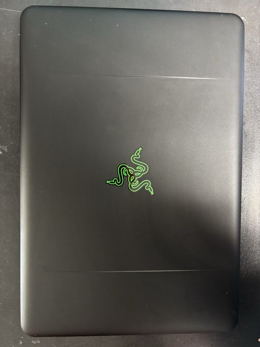 Razer Blade i7-7700 gtx 1060  R209-0195.