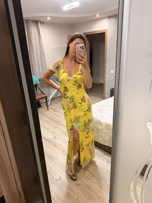 Продам сукню,бренд Guess, розмір 46-48,на зріст 170-175