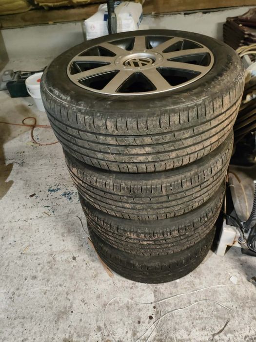 Komplet kół z oponami letnimi