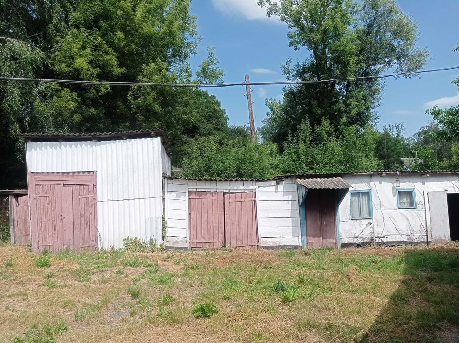 Житловий будинок Кутищі. Можливий обмін на Бус.