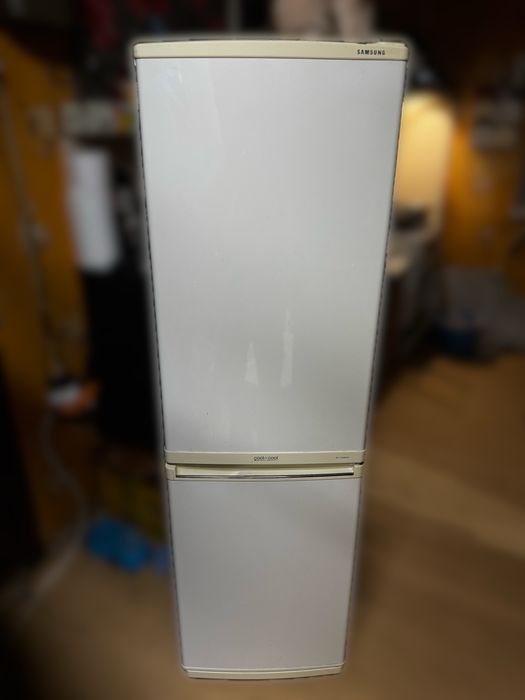 Холодильник SAMSUNG RL17MBSW