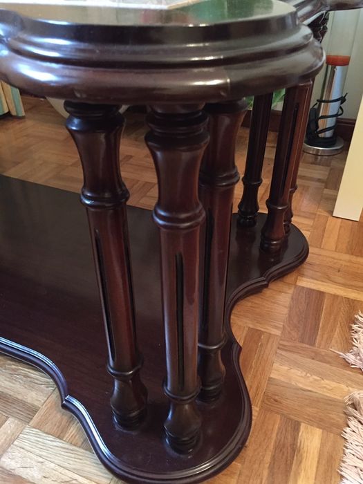 Mesa de centro com pedra mármore