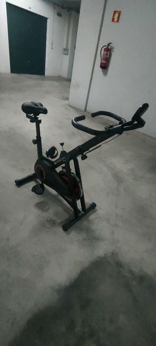 Stationary Bicycle64861673769986123