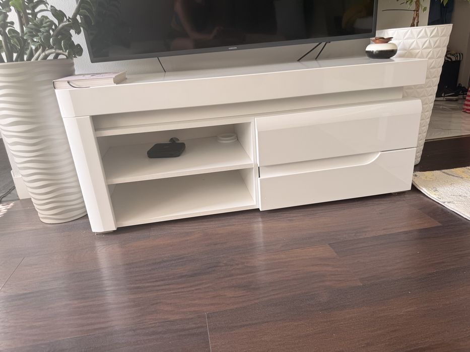 Kolekcja mebli Irma