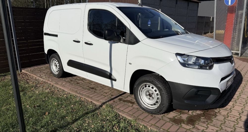 Toyota Proace City 1,5 D4D 100 km FV 23% VAT  SALON PL rezerwacja