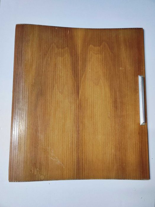 Par portas esteira (lamelas) antigas madeira anos 60/70 c/ puxadores (restauro móveis)