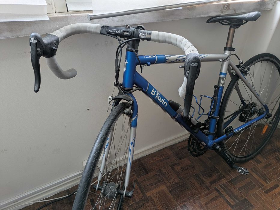 Bicicleta de estrada B'Twin