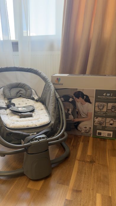Дитячий заколисуючий центр Mastela Deluxe4в1