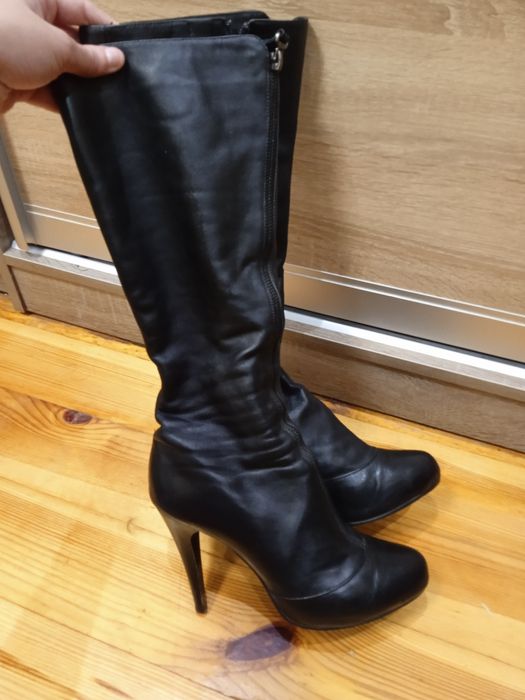 Женские сапожки размер 39