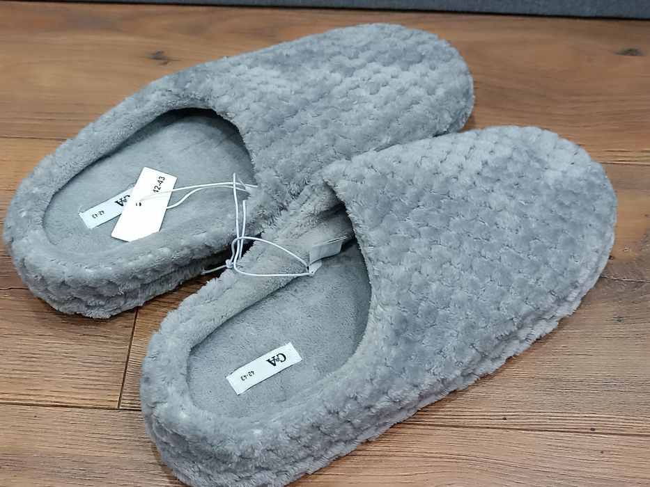 Kapcie damskie 42-43 C&A