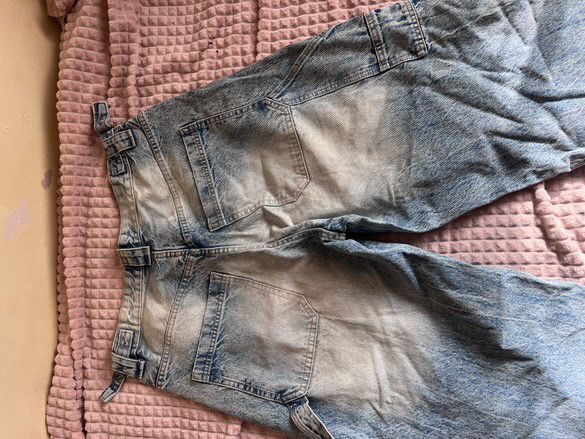 Джинси жіночі Bershka