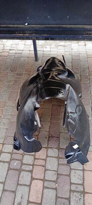 Подкрылок передний Audi A4 B8 2012-2016