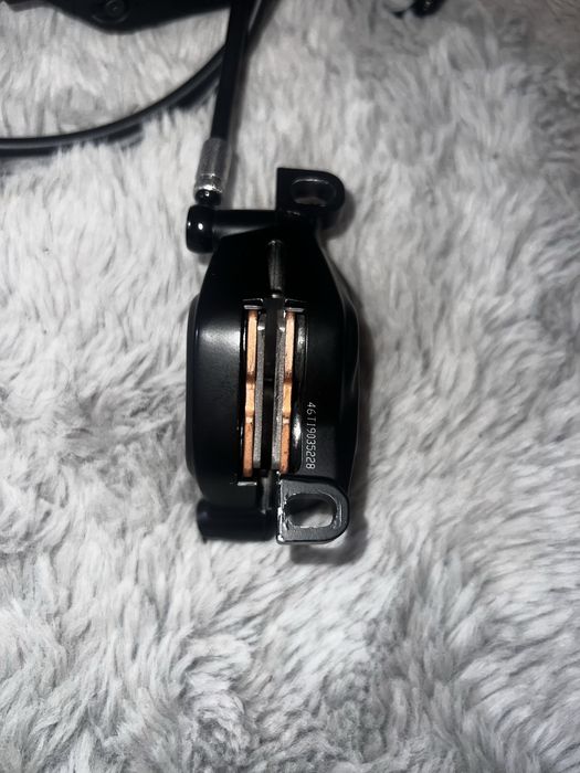 Hamulce Sram  Code R NOWE