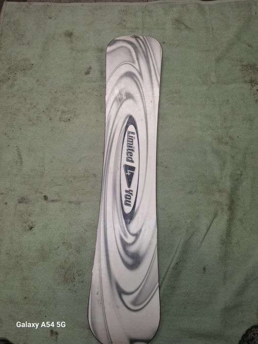 Deska snowboardowa