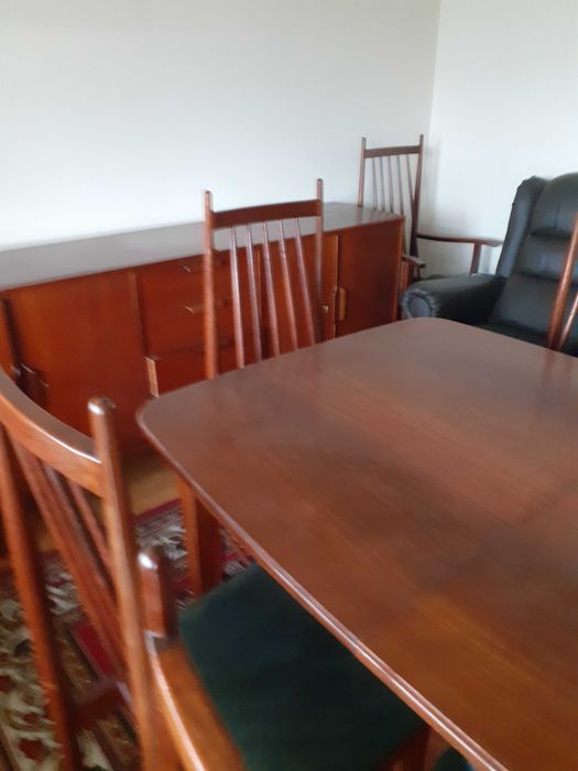 Sala de jantar anos 70 impecável