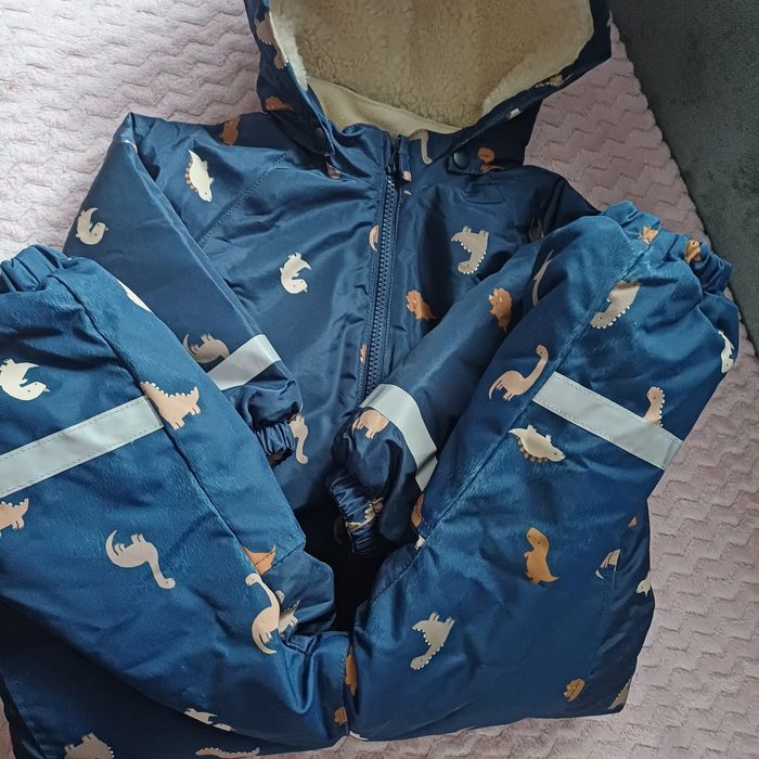 Зимовий зручний комбінезон h&m 2-3 р