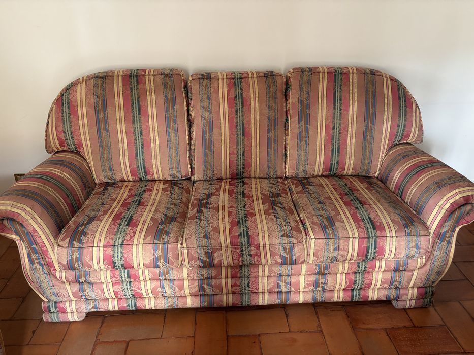 Conjunto de sofás para sala