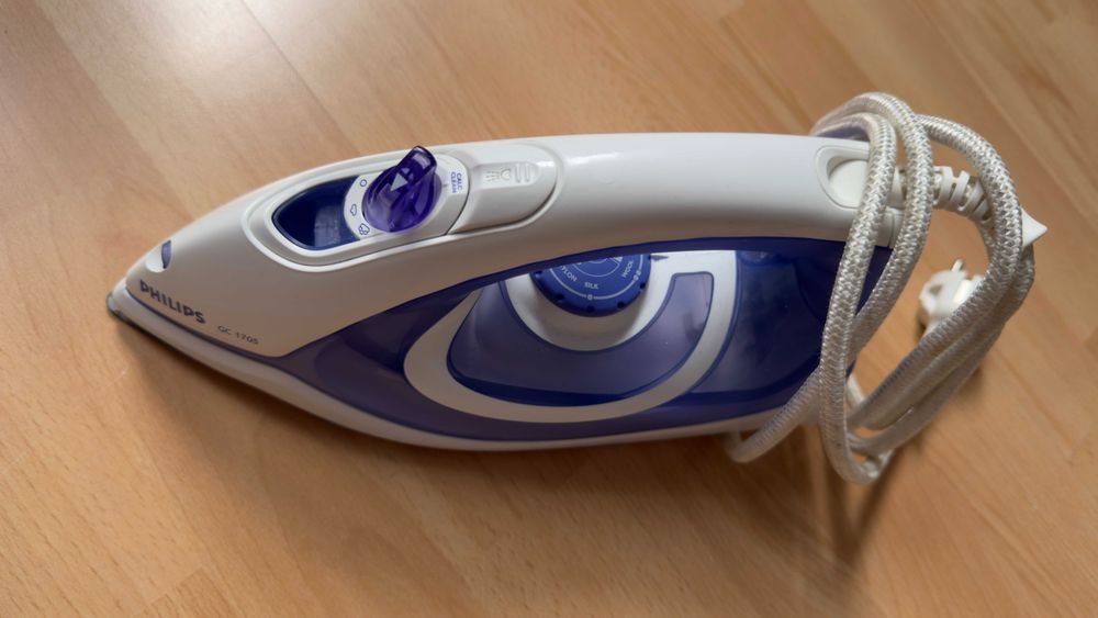 Żelazko firmy Philips GC 1705